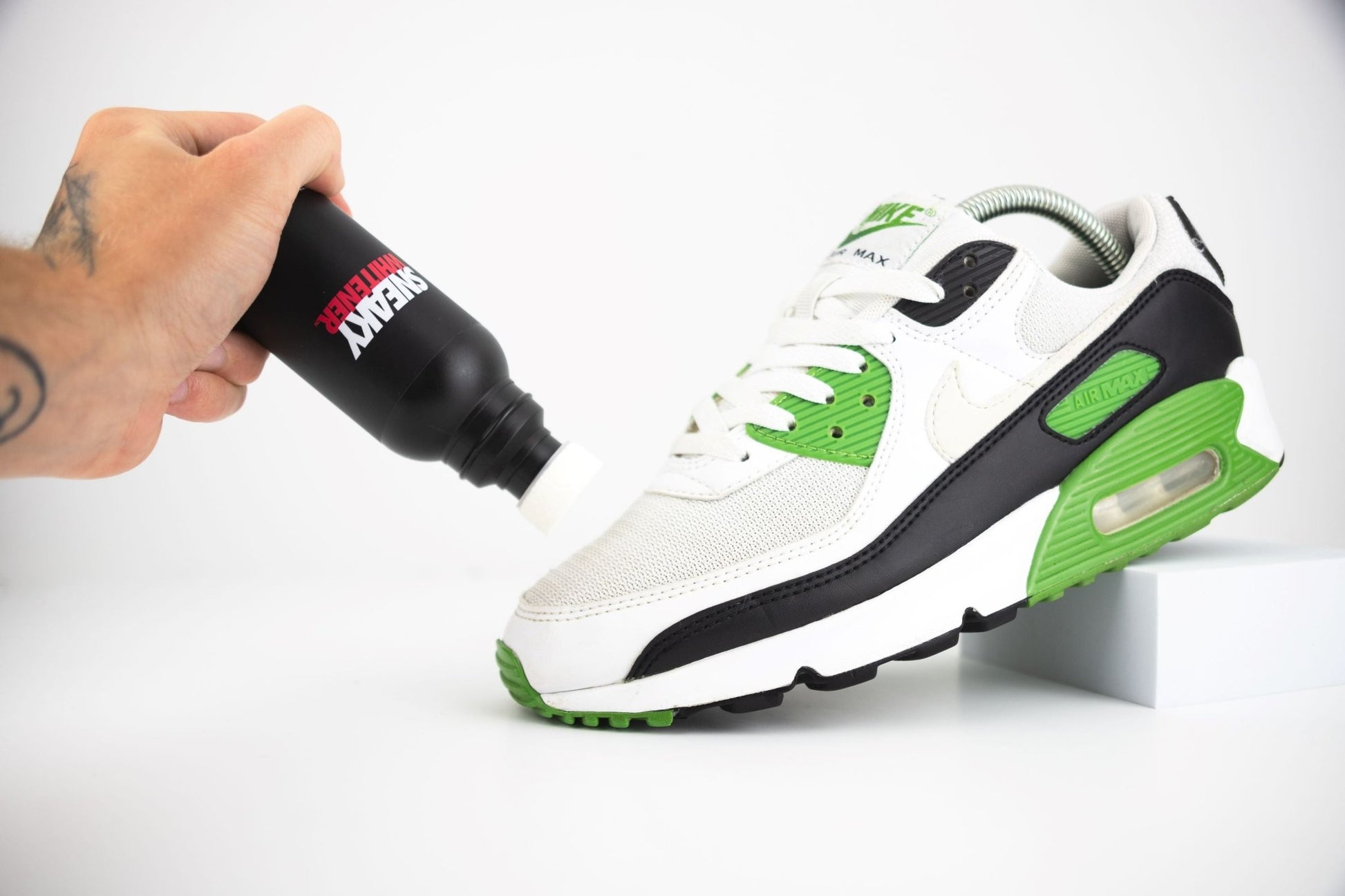 Sneaky Whitener Shoe And Trainer Whitener